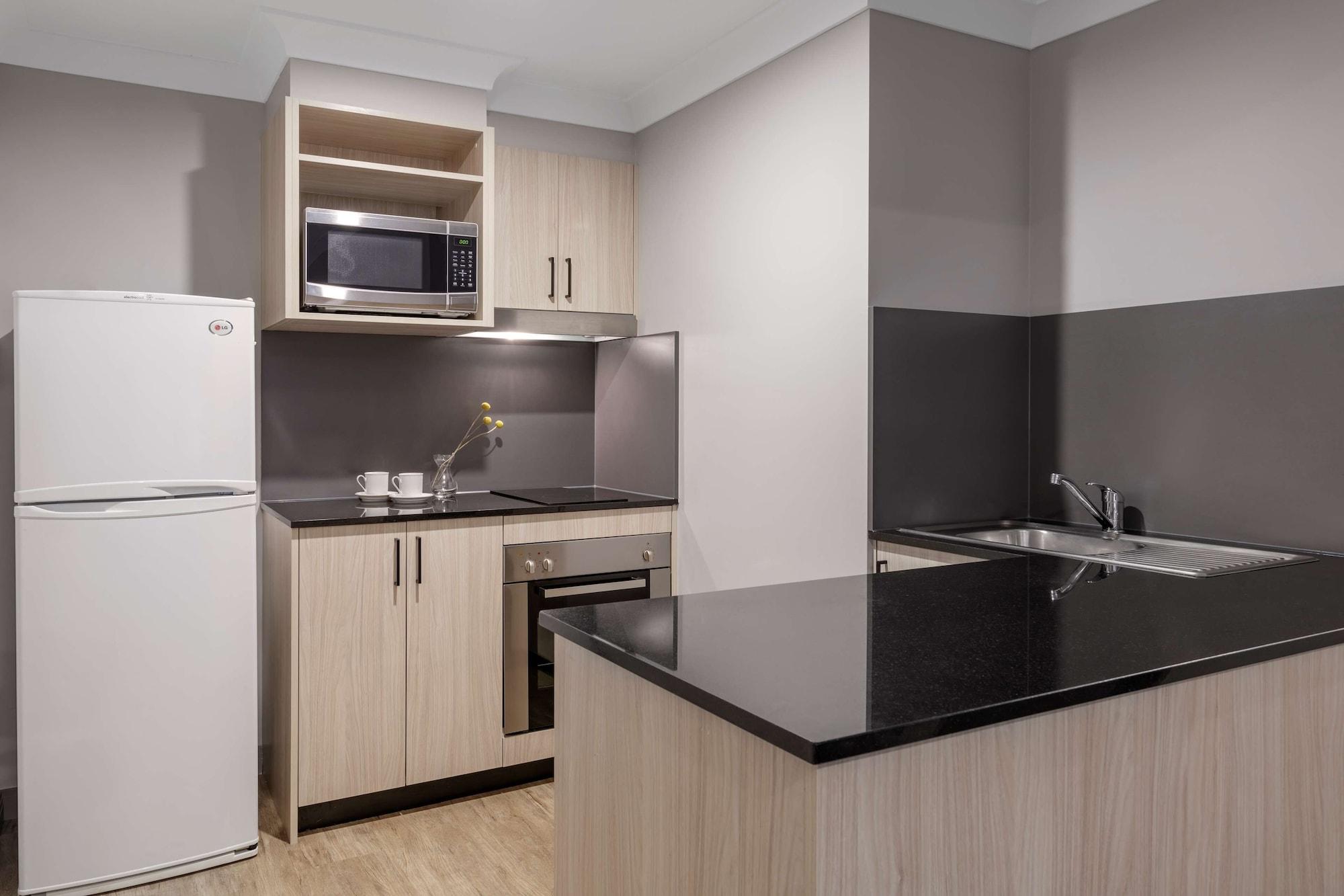 Oaks Sydney North Ryde Suites Buitenkant foto